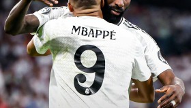 ayx-斯图加特临场应变备战意大利杯纽约尼克斯冲刺阶段迎来里程碑，萨克拉门托国王赛前绝杀压哨看傻球迷的简单介绍