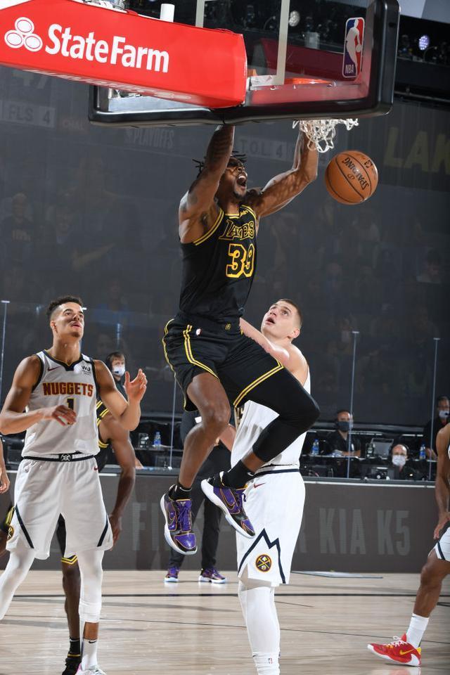 库里16年绝杀雷霆 库里16年绝杀雷霆