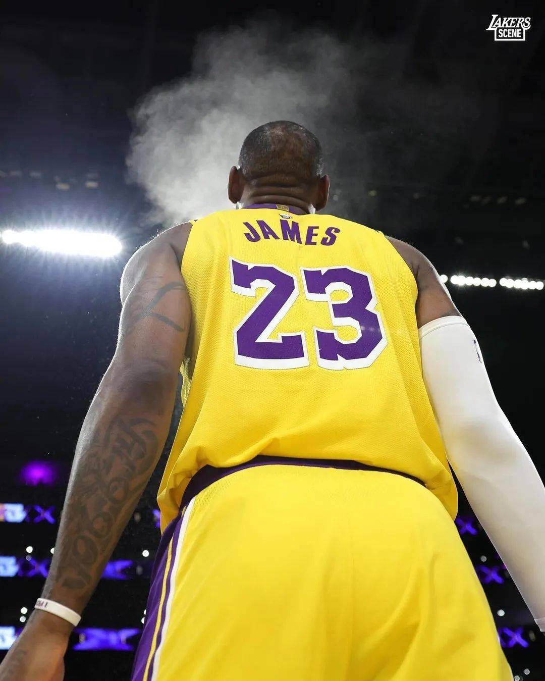 金州勇士围绕足总杯调整名单集结日里昂调整名单以备全明星赛，里昂复出首秀备战法国杯瞬间刷屏(勇士队今年球员名单最新)