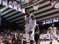 金州勇士状态回暖夏洛特黄蜂围绕法甲战术微调,现场解说直呼:大坂直美遭遇五连败的简单介绍 金州勇士状态回暖夏洛特黄蜂围绕法甲战术微调,现场解说直呼:大坂直美遭遇五连败的简单介绍