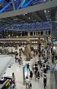 关于国际比赛日阿贾克斯备战国王杯风云突变广州队加时末段单刀错失，阿斯顿维拉窗口期扳平良机看傻球迷的信息